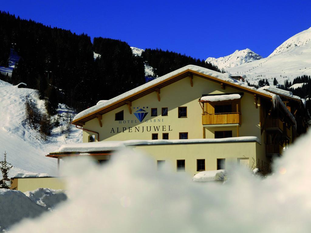 סרפהאוס Hotel Garni Alpenjuwel מראה חיצוני תמונה